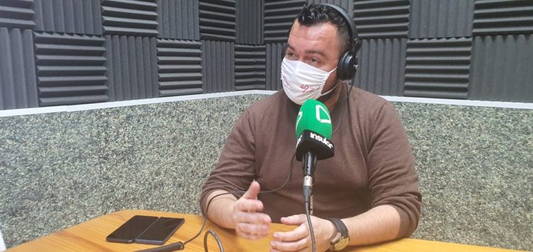 Domingo Curbelo en Radio Insular