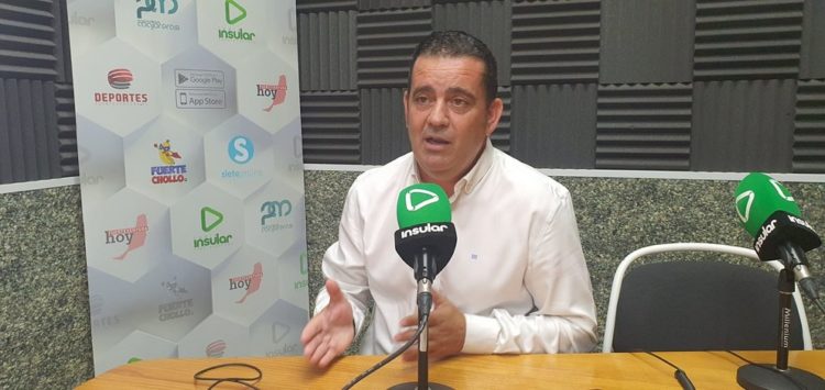 Raimundo Dacosta en Radio Insular